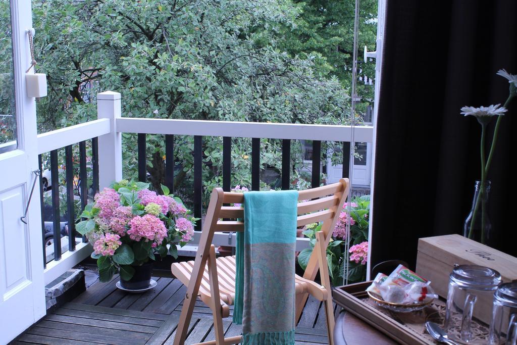 B&B Op Ut Hoekie Dordrecht Kamer foto
